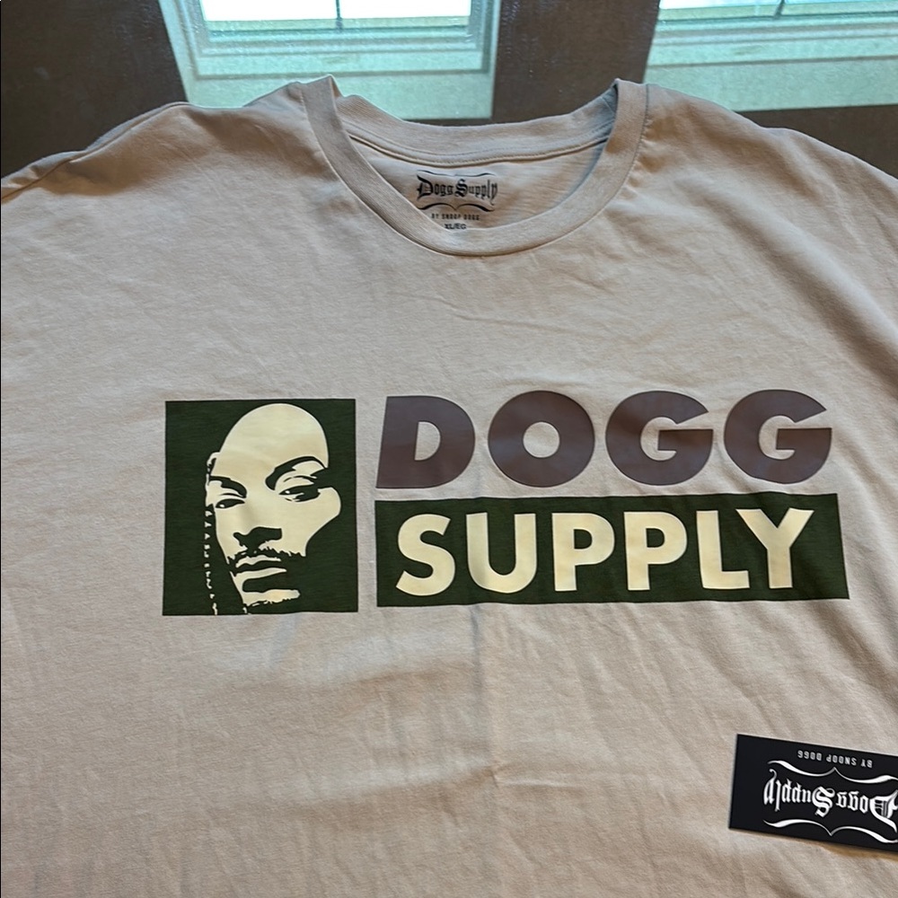 Dogg Supply Gray Graphic Tee
